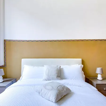 Large And Charming Flat Near Termini * 로마